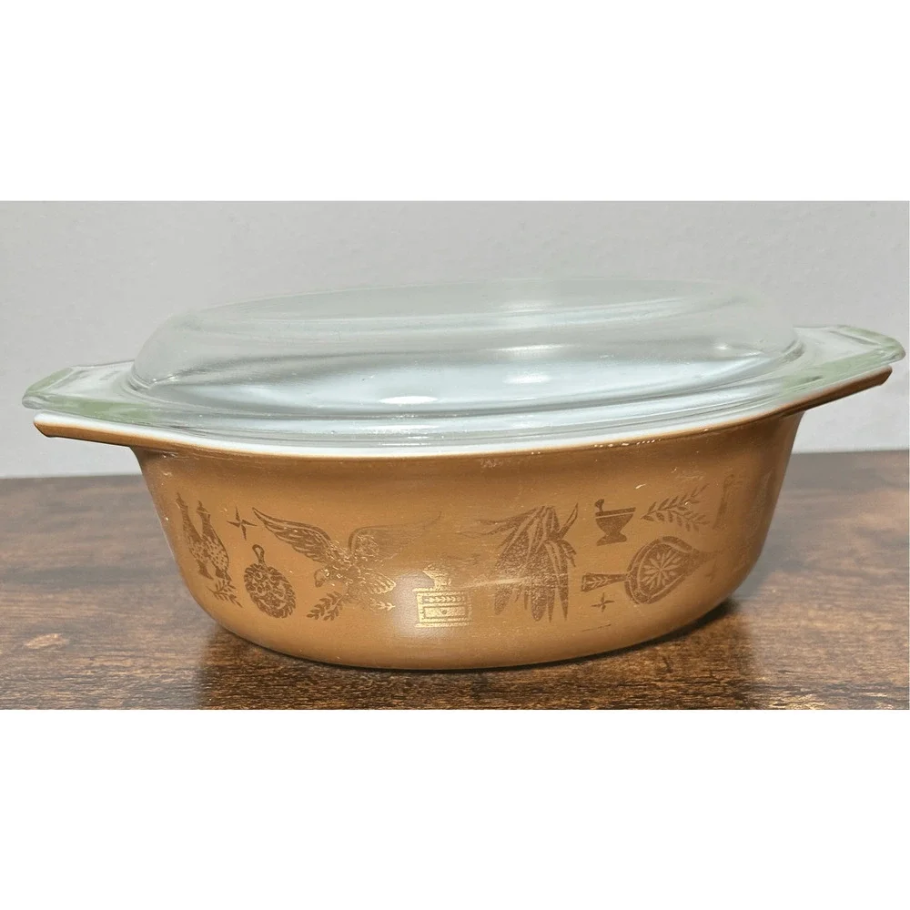 Vintage Pyrex Early American Oval Casserole Bowl Dish Gold Brown 043 1 1/2 Quart
